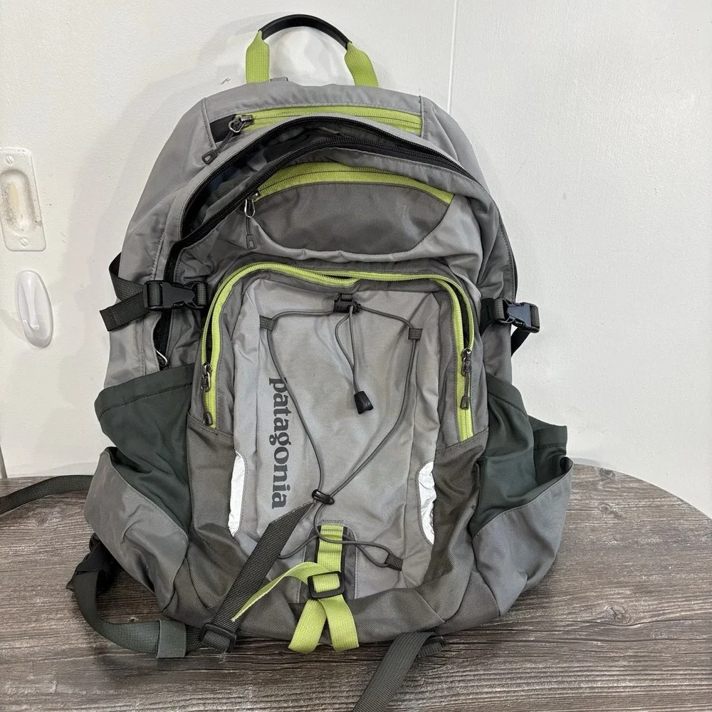 Patagonia Men's Grey Green Backpack 47925SP11